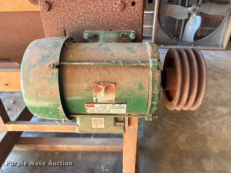 image for item EU0199 Clipper Cleaners seed cleaner