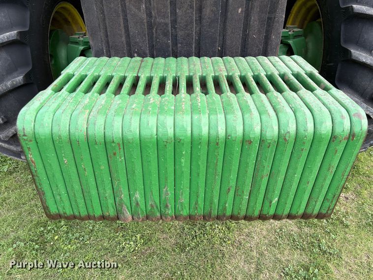 image for item EU7161 1995 John Deere 8200 MFWD tractor