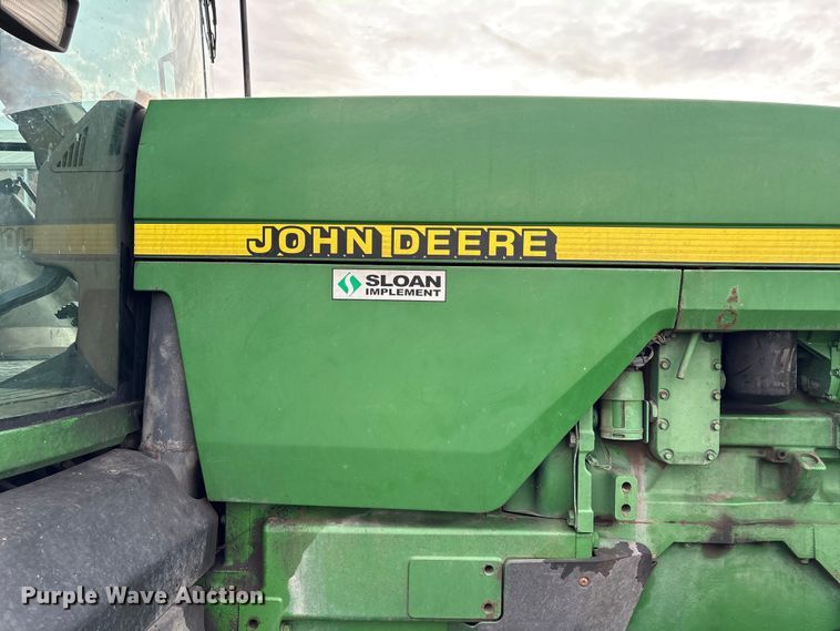 image for item EU7161 1995 John Deere 8200 MFWD tractor