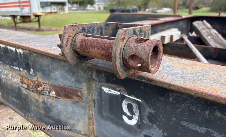 image for item EU7162 1994 Shop built Combine trailer