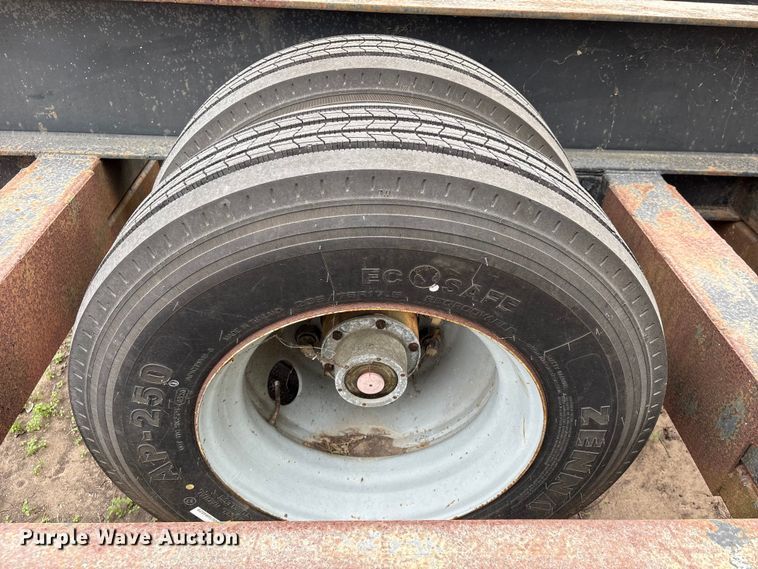 image for item EU7162 1994 Shop built Combine trailer