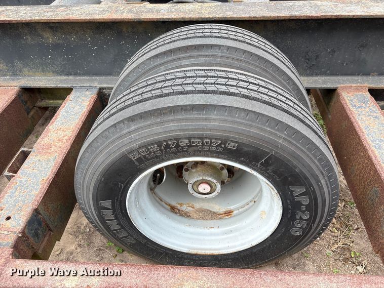 image for item EU7162 1994 Shop built Combine trailer