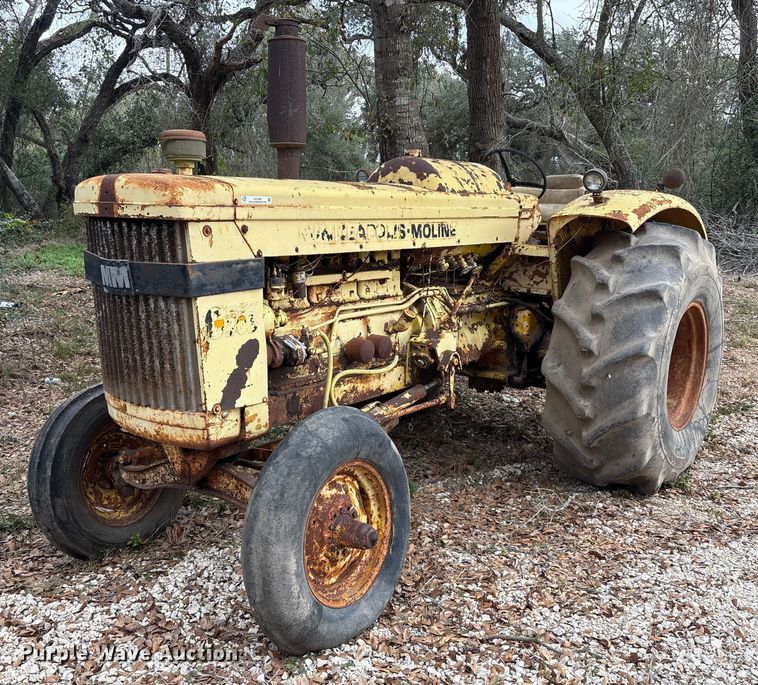 image for item EU7330 Minneapolis-Moline G705 tractor