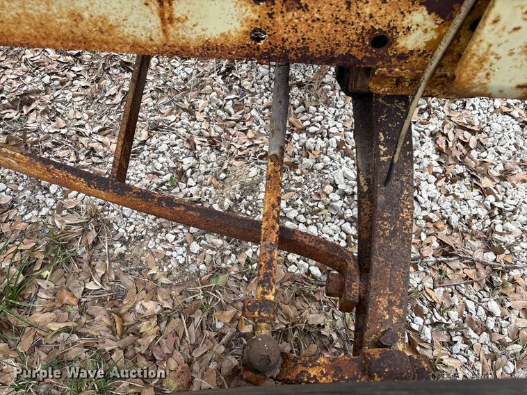 image for item EU7330 Minneapolis-Moline G705 tractor