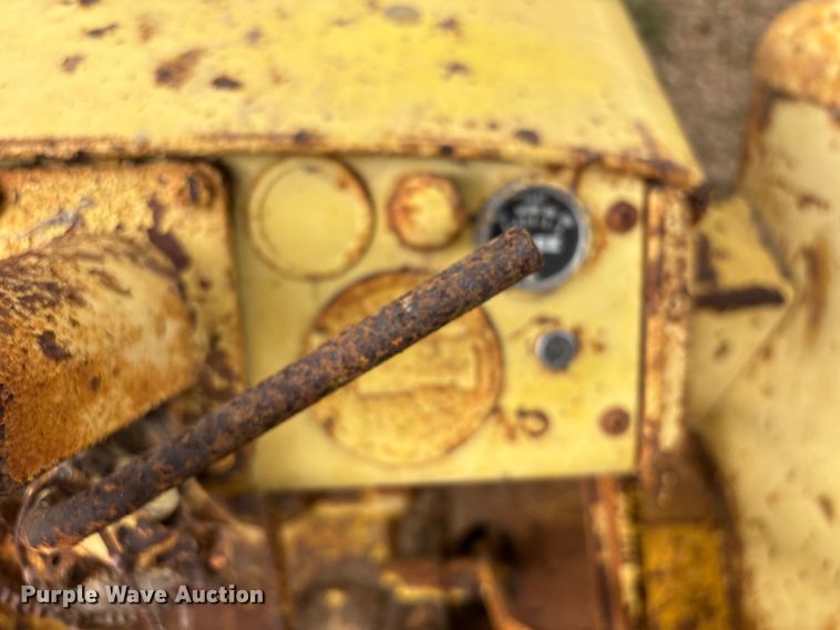 image for item EU7330 Minneapolis-Moline G705 tractor