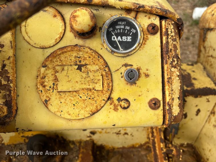 image for item EU7330 Minneapolis-Moline G705 tractor