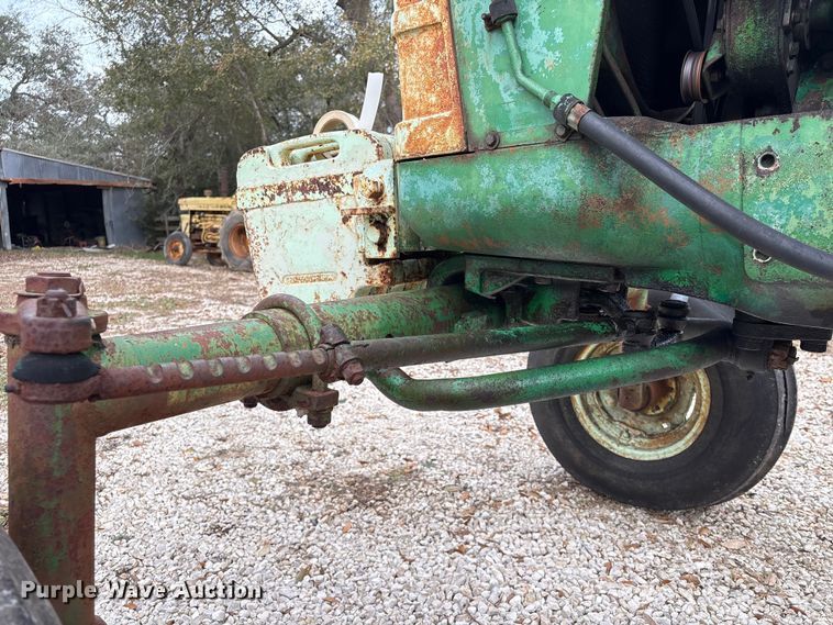 image for item EU7331 Oliver tractor