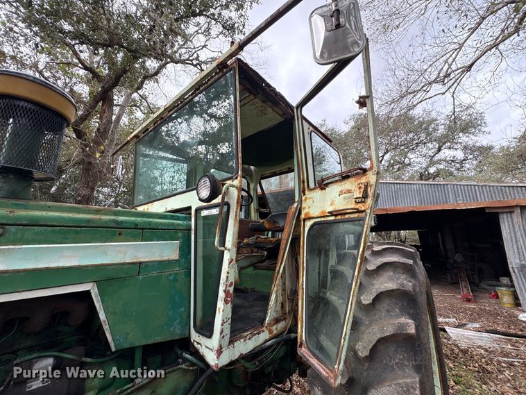 image for item EU7331 Oliver tractor