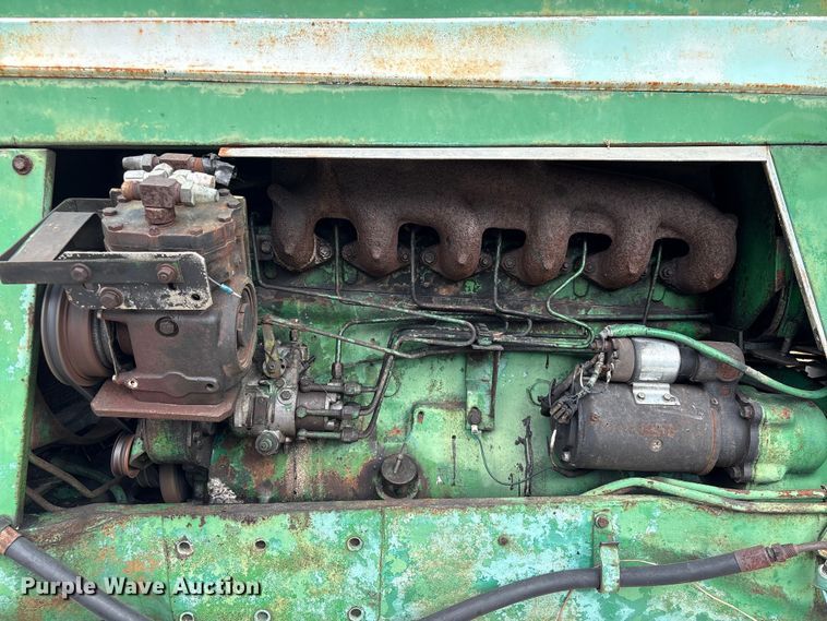 image for item EU7331 Oliver tractor