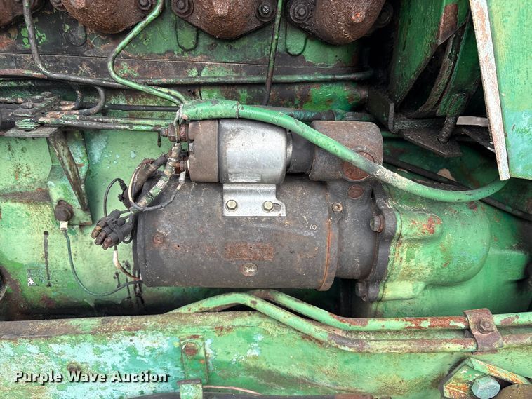 image for item EU7331 Oliver tractor