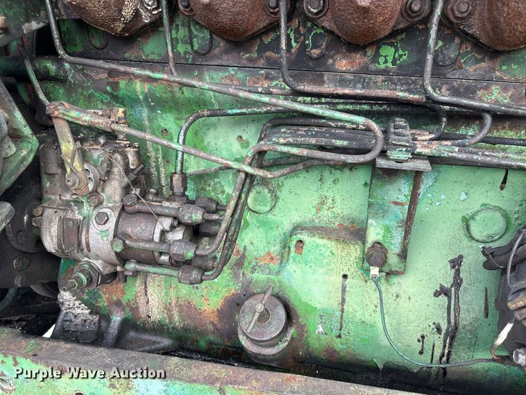 image for item EU7331 Oliver tractor