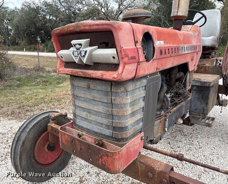 image for item EU7332 Massey Ferguson tractor
