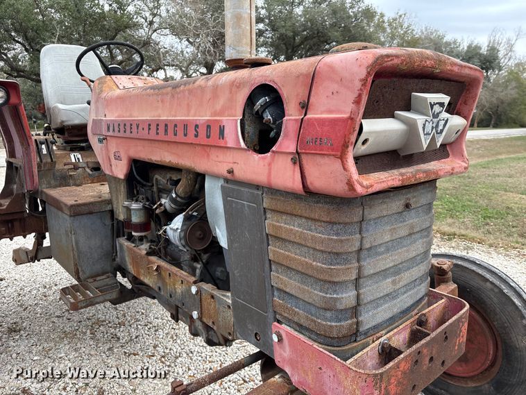 image for item EU7332 Massey Ferguson tractor