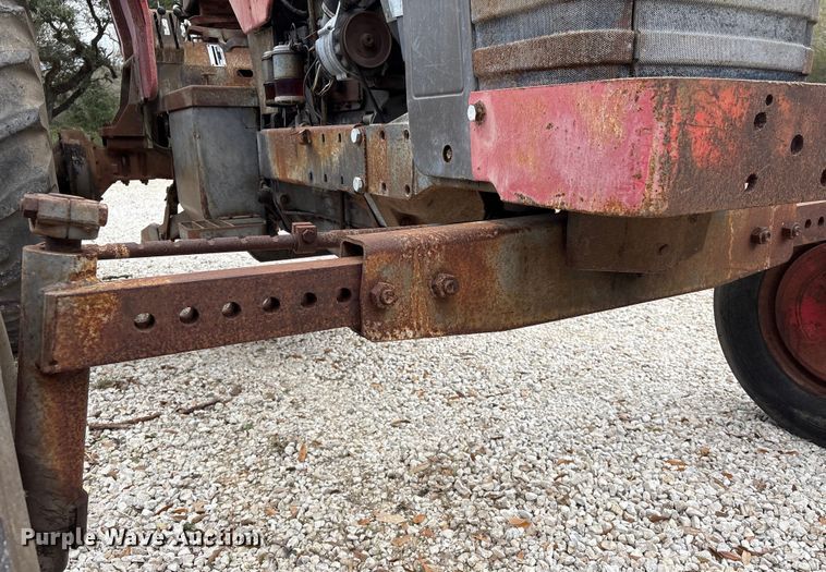 image for item EU7332 Massey Ferguson tractor