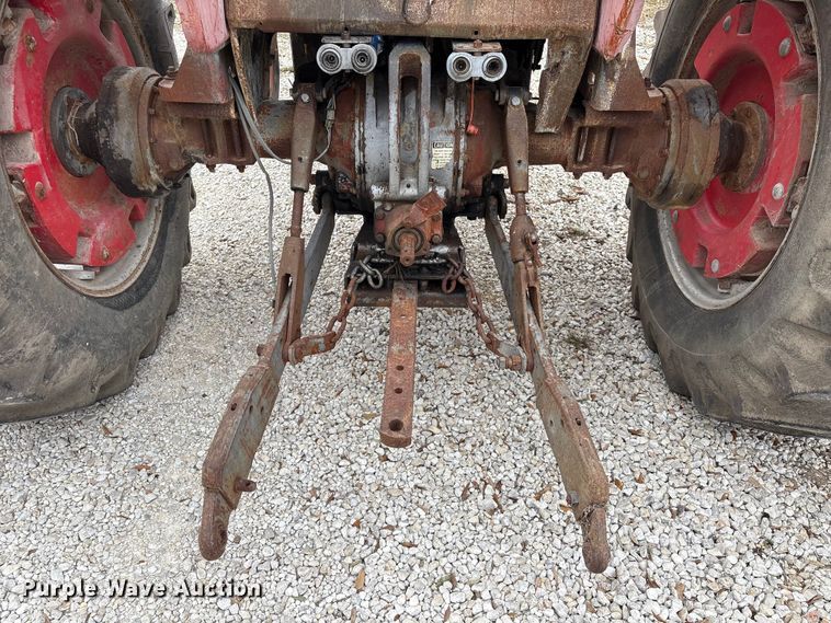 image for item EU7332 Massey Ferguson tractor