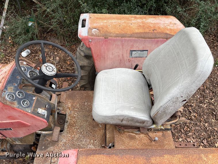 image for item EU7332 Massey Ferguson tractor