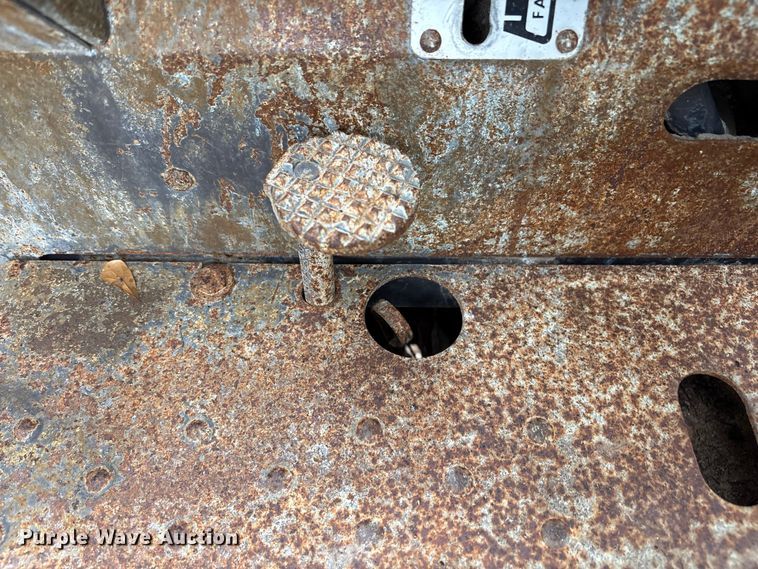 image for item EU7332 Massey Ferguson tractor