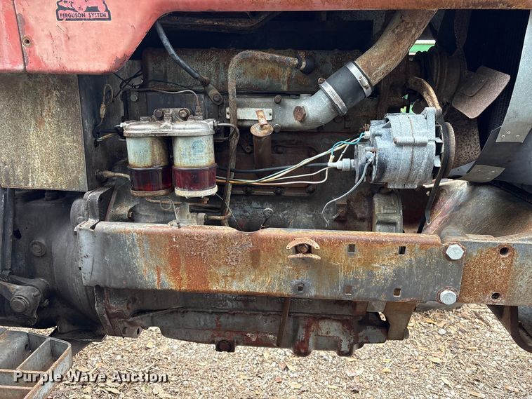 image for item EU7332 Massey Ferguson tractor