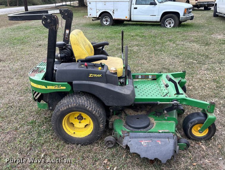 image for item EU7333 John Deere 757 Zero Turn Mower