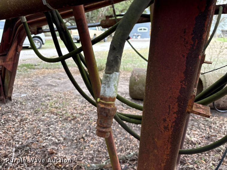 image for item EU7334 Tractor loader 