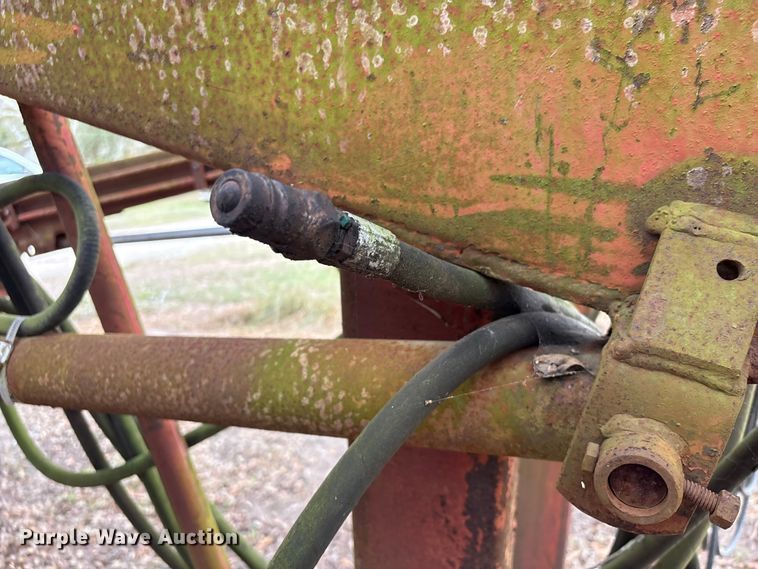 image for item EU7334 Tractor loader 