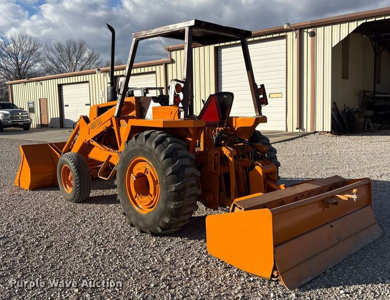 image for item EV2652 Case 480 ELL landscape tractor