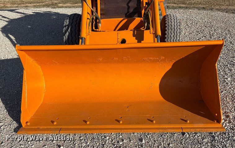 image for item EV2652 Case 480 ELL landscape tractor