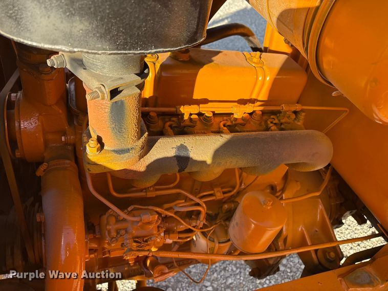 image for item EV2652 Case 480 ELL landscape tractor