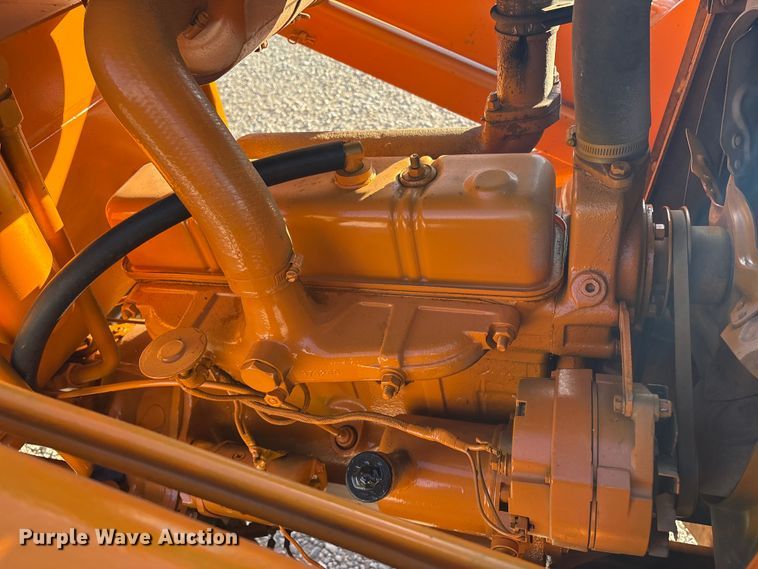 image for item EV2652 Case 480 ELL landscape tractor