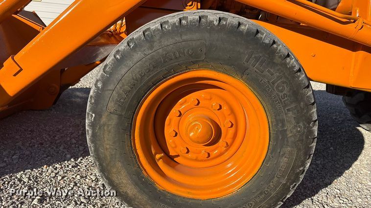 image for item EV2652 Case 480 ELL landscape tractor