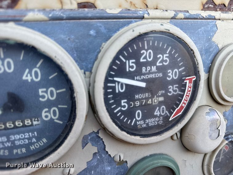 image for item FB0572 1953 IHC M62 tow truck