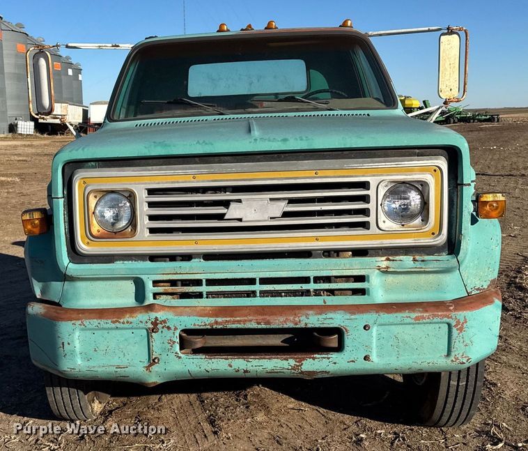 image for item FB0573 1973 Chevrolet C60 truck cab and chassis