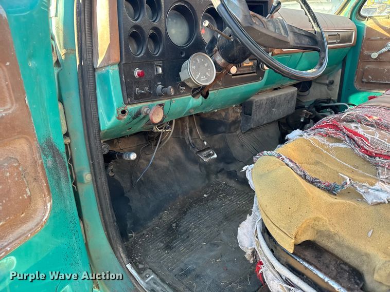 image for item FB0573 1973 Chevrolet C60 truck cab and chassis