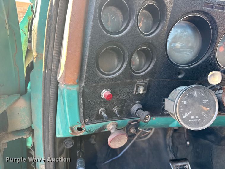 image for item FB0573 1973 Chevrolet C60 truck cab and chassis