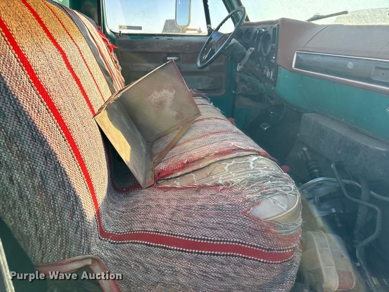 image for item FB0573 1973 Chevrolet C60 truck cab and chassis