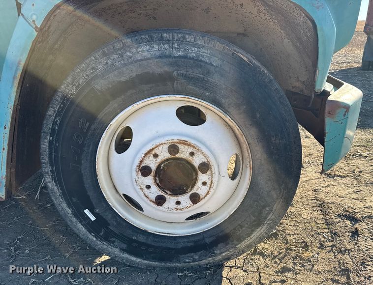 image for item FB0573 1973 Chevrolet C60 truck cab and chassis