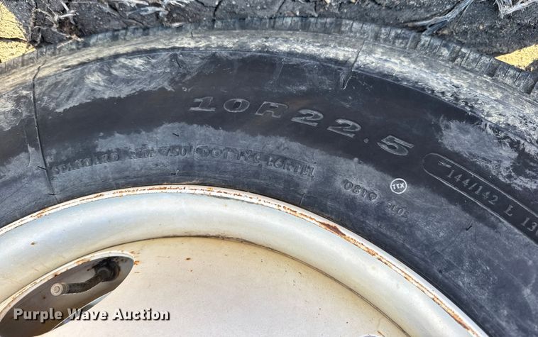 image for item FB0573 1973 Chevrolet C60 truck cab and chassis