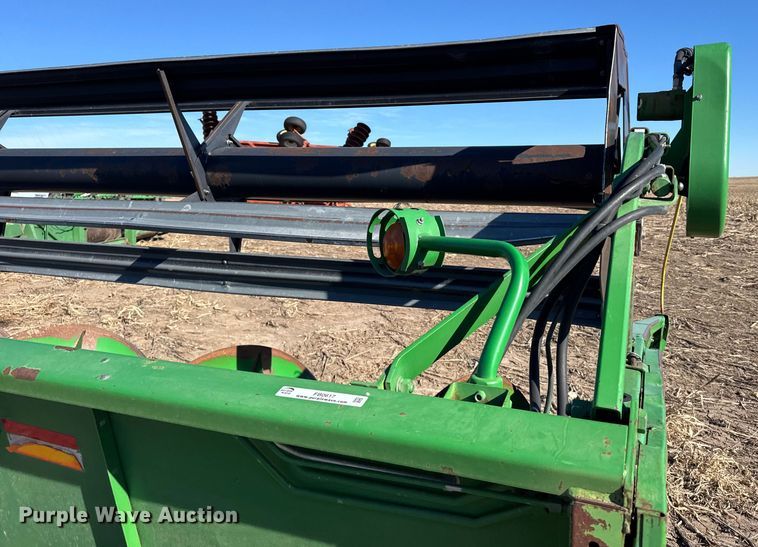 image for item FB0617 John Deere 930 rigid head