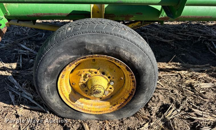image for item FB0617 John Deere 930 rigid head