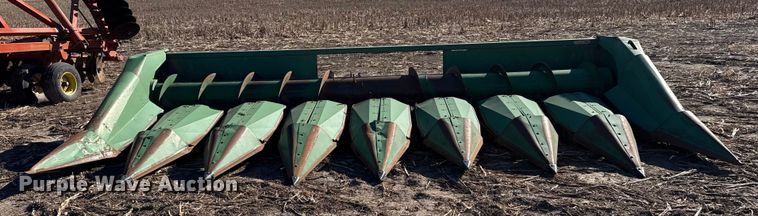 image for item FB0618 John Deere 853 all-crop head