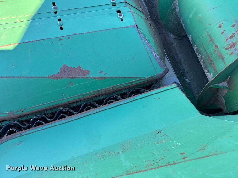 image for item FB0618 John Deere 853 all-crop head