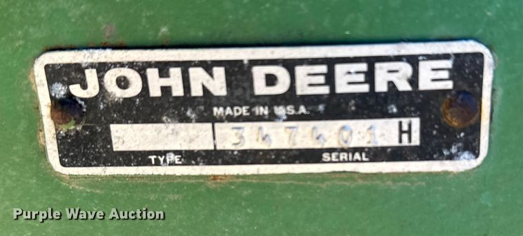 image for item FB0618 John Deere 853 all-crop head