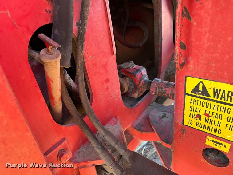 image for item FB0620 1980 Versatile 895 4WD tractor