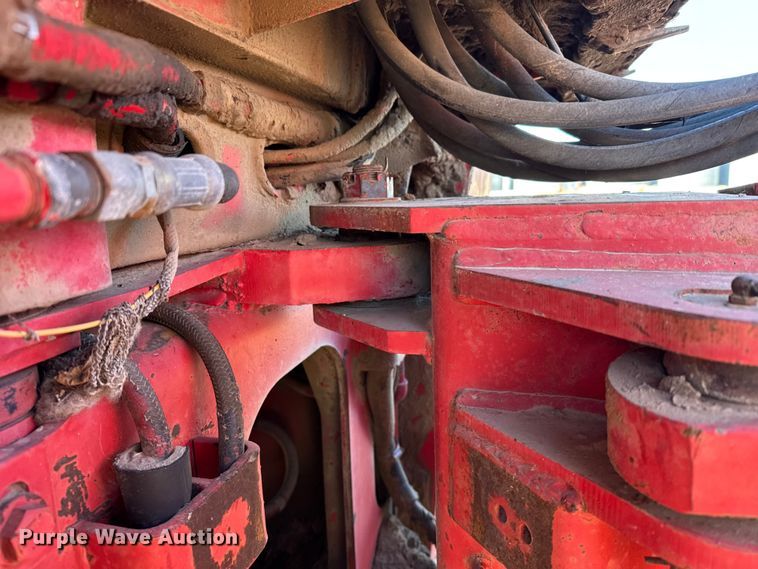 image for item FB0620 1980 Versatile 895 4WD tractor