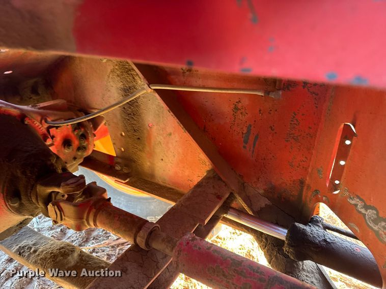 image for item FB0620 1980 Versatile 895 4WD tractor