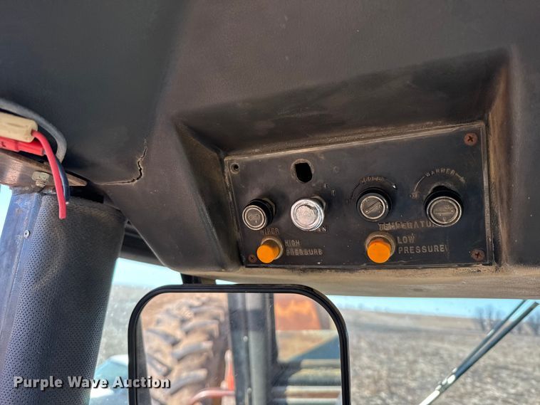 image for item FB0620 1980 Versatile 895 4WD tractor