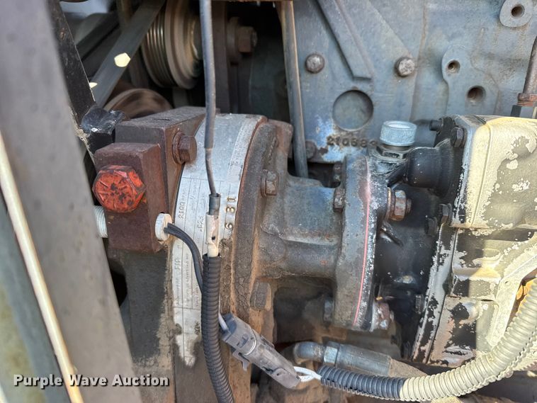 image for item FB0620 1980 Versatile 895 4WD tractor