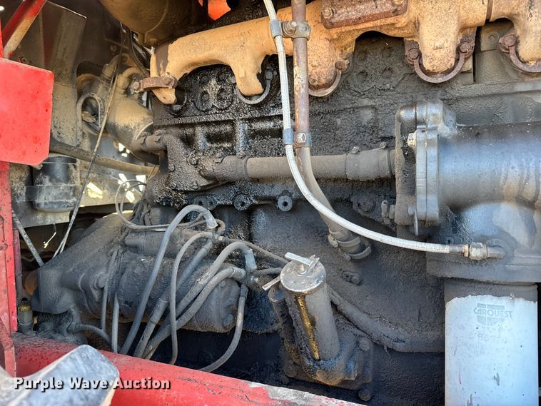 image for item FB0620 1980 Versatile 895 4WD tractor