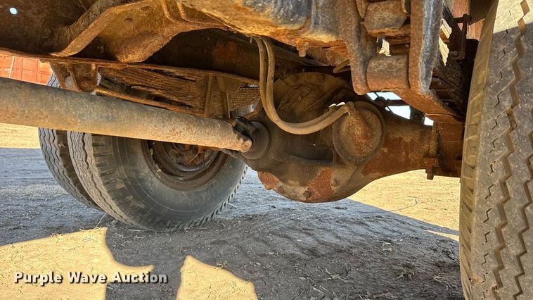 image for item FB0621 1971 Chevrolet C50 grain truck