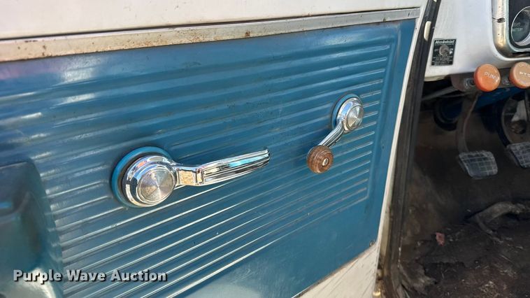 image for item FB0621 1971 Chevrolet C50 grain truck